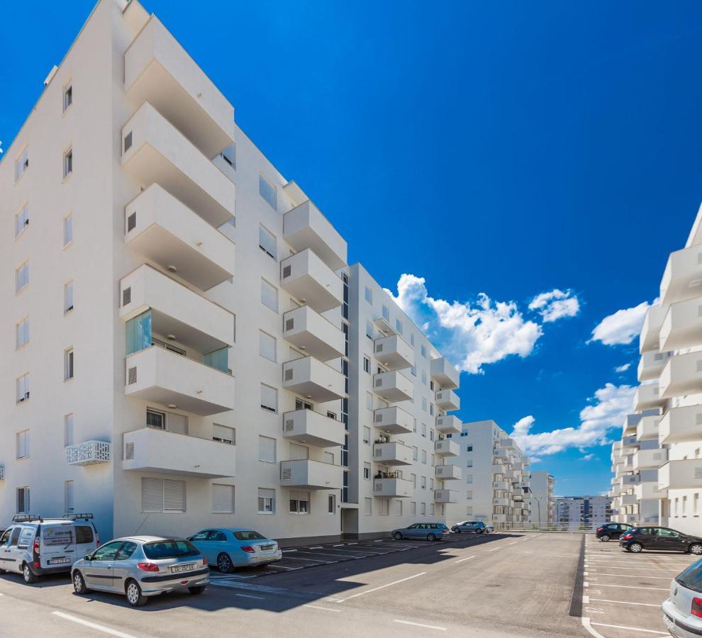Tanja Modern Apartment With Balcony And Parking Garage 자다르 외부 사진